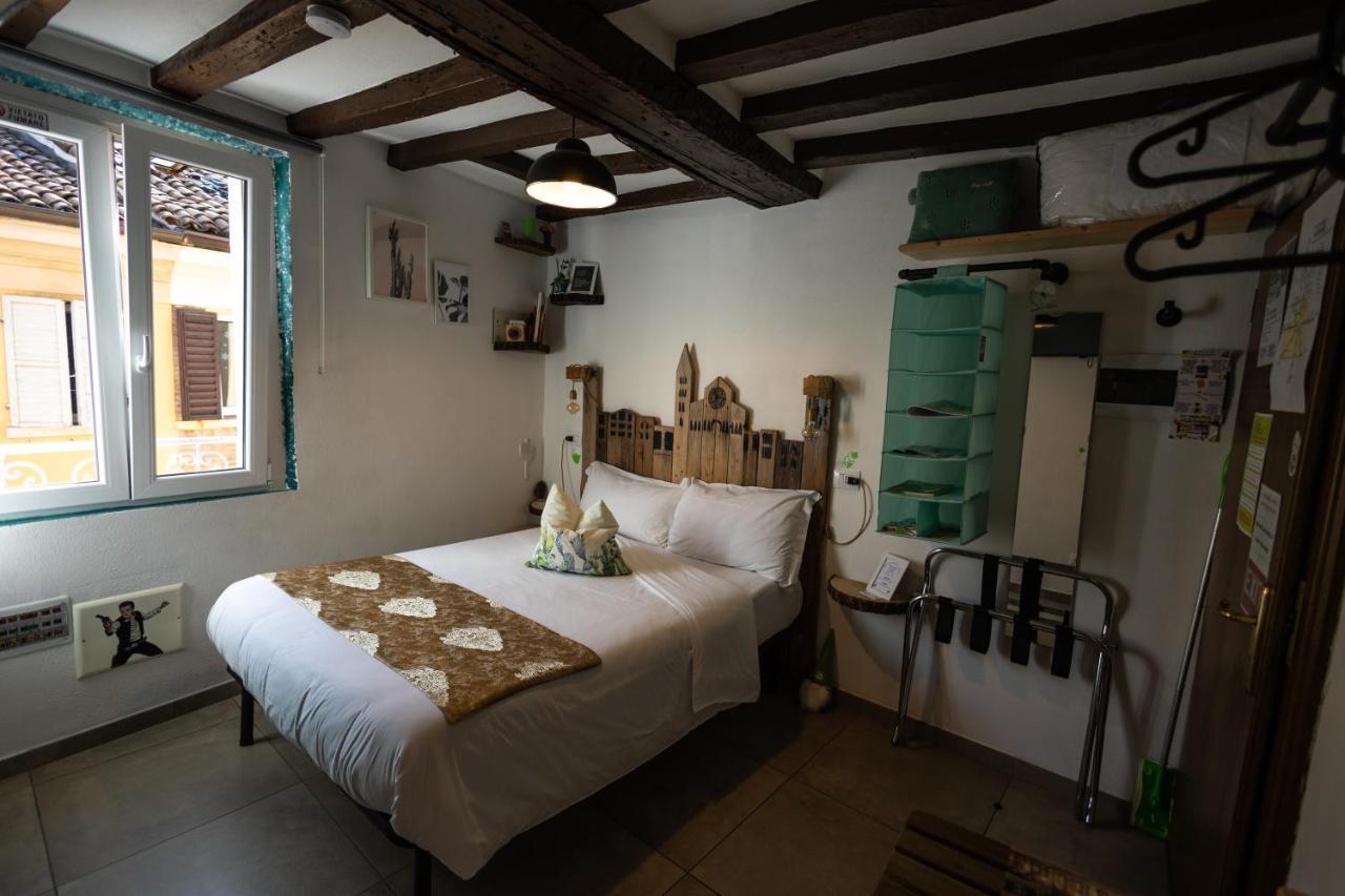 La Pomposa Del Teatro Hotell Modena Exteriör bild