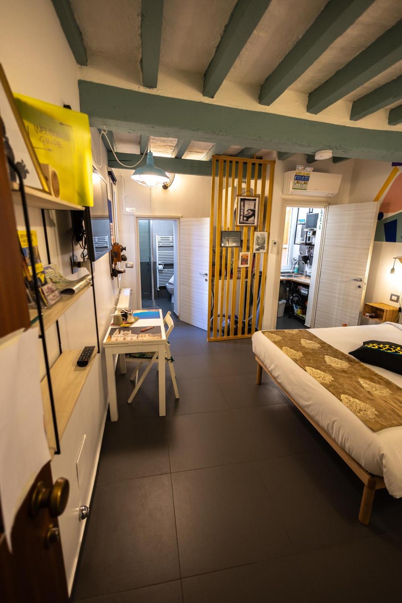 La Pomposa Del Teatro Hotell Modena Exteriör bild
